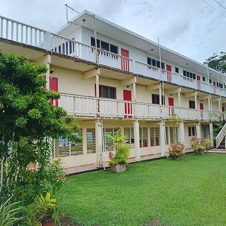 Dave Parker Eco Lodge Hotel アピア エクステリア 写真