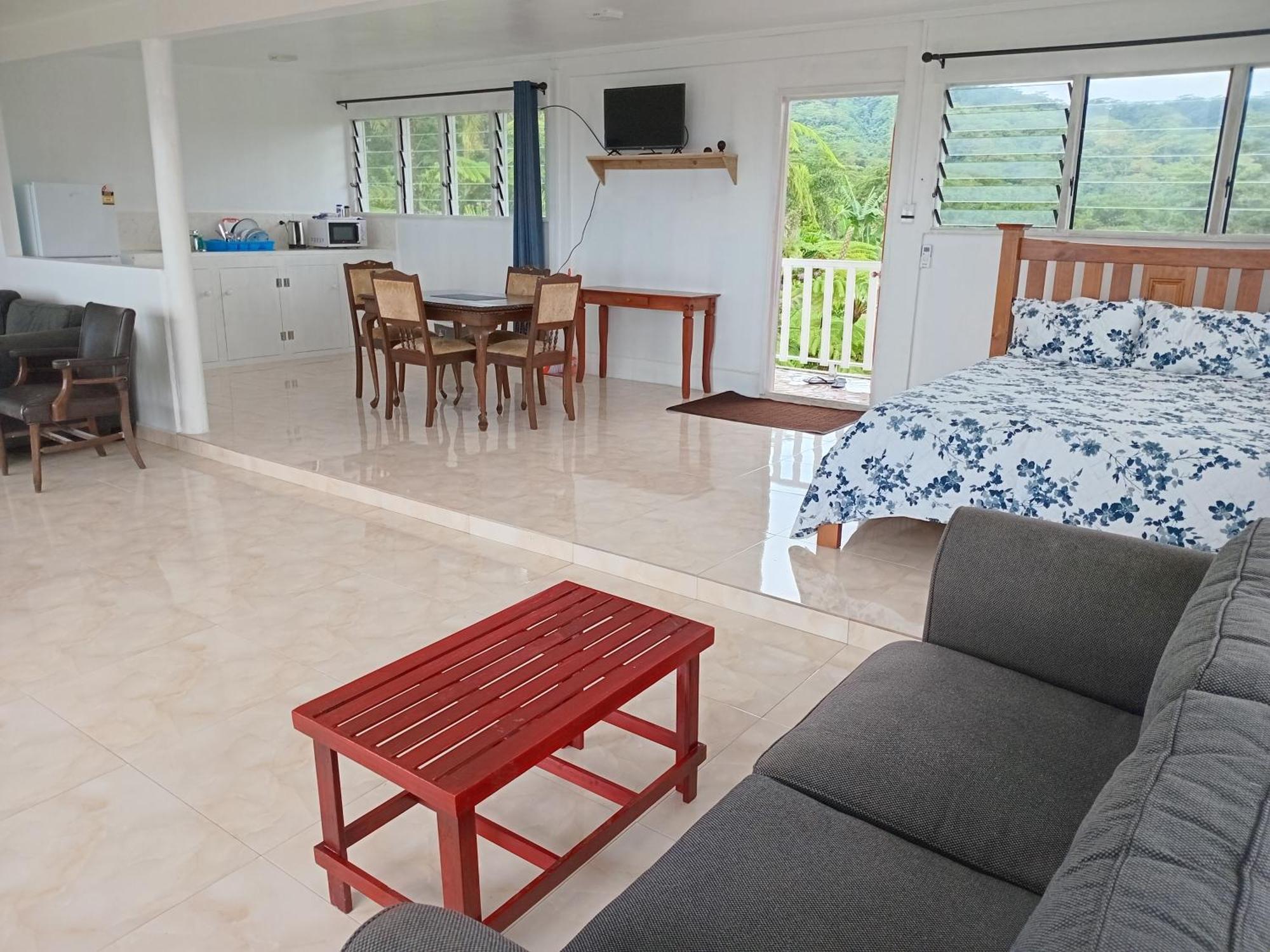 Dave Parker Eco Lodge Hotel アピア エクステリア 写真