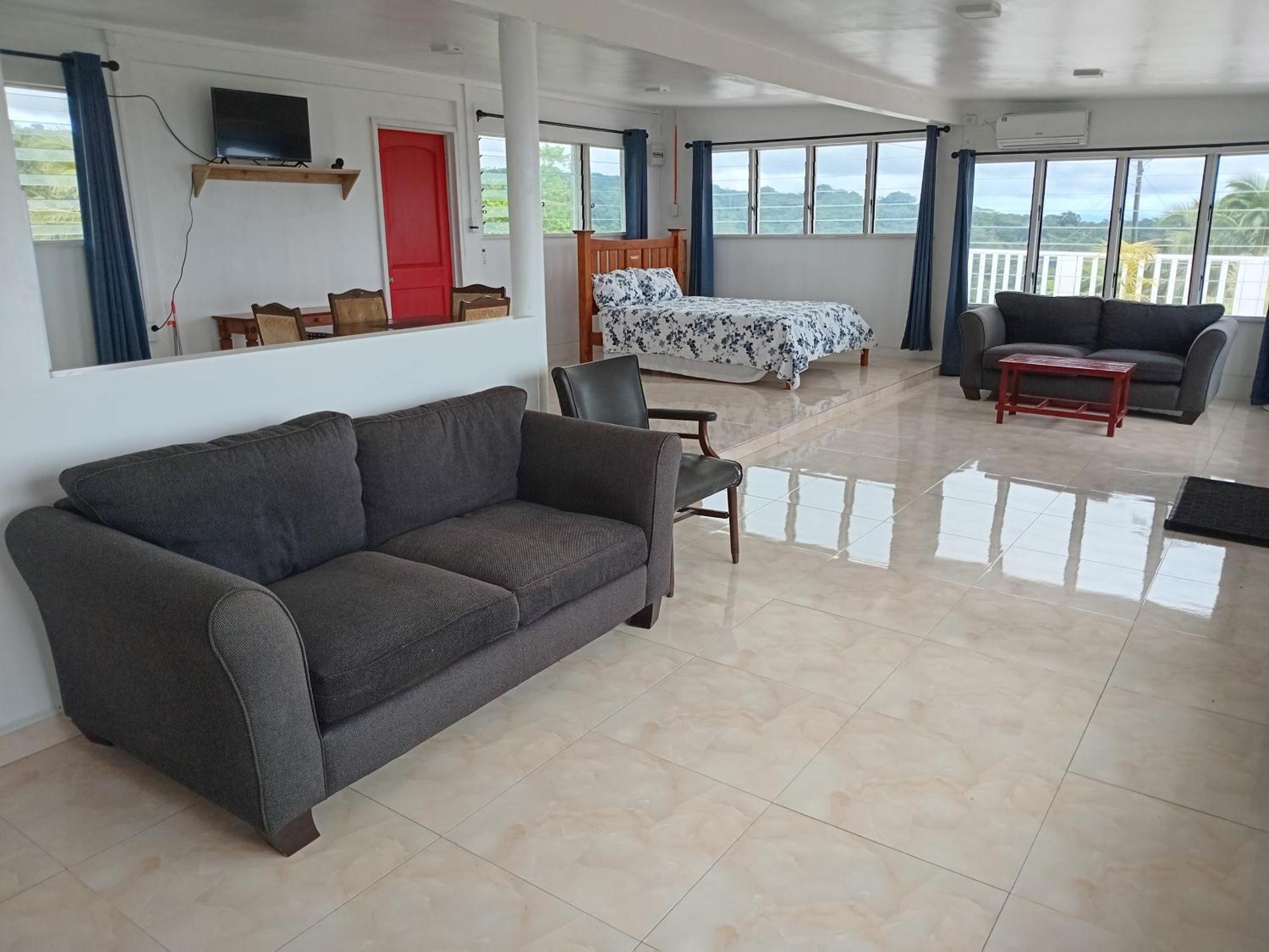 Dave Parker Eco Lodge Hotel アピア エクステリア 写真
